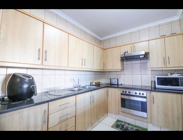 4 BEDROOM HOUSE FOR SALE IN PINNACLE POINT GOLF ESTATE